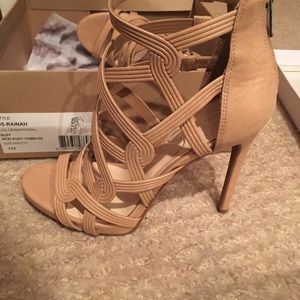 Jessica Simpson heels